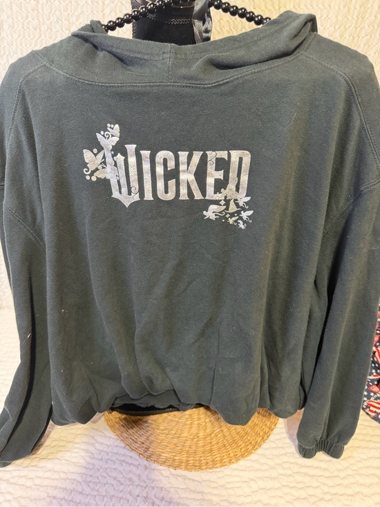 Wicked Tops - Wicked Graphic Hooded Pullover Sweatshirt in Dark Green